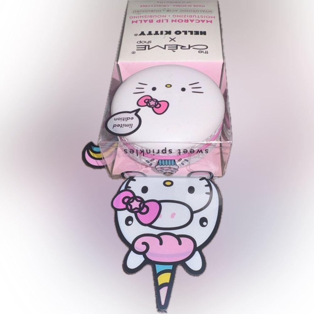 Hello Kitty Bundle Makeup bag, Brush set, lip liners and macaron lip balm - Picture 11 of 16